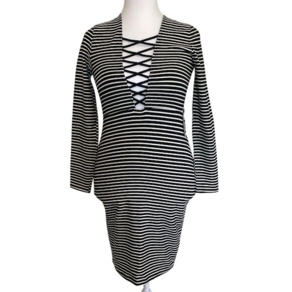 Express Women's Size SP Black and White Stripe Dress Stretch - Picture 1 of 11
